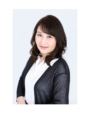 山﨑康子